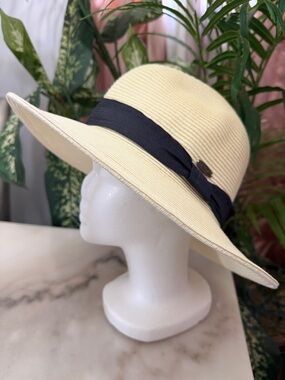 Cream Straw Fedora with Blue Band - Classic Sun Hat